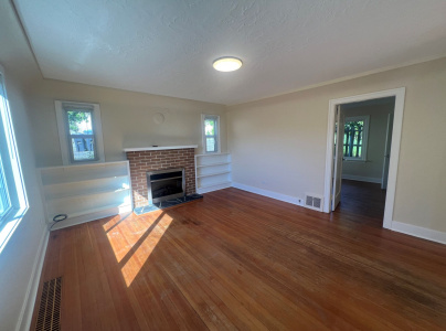 1 Bedroom Bedrooms, ,1 BathroomBathrooms,Single Family,For Rent,1162
