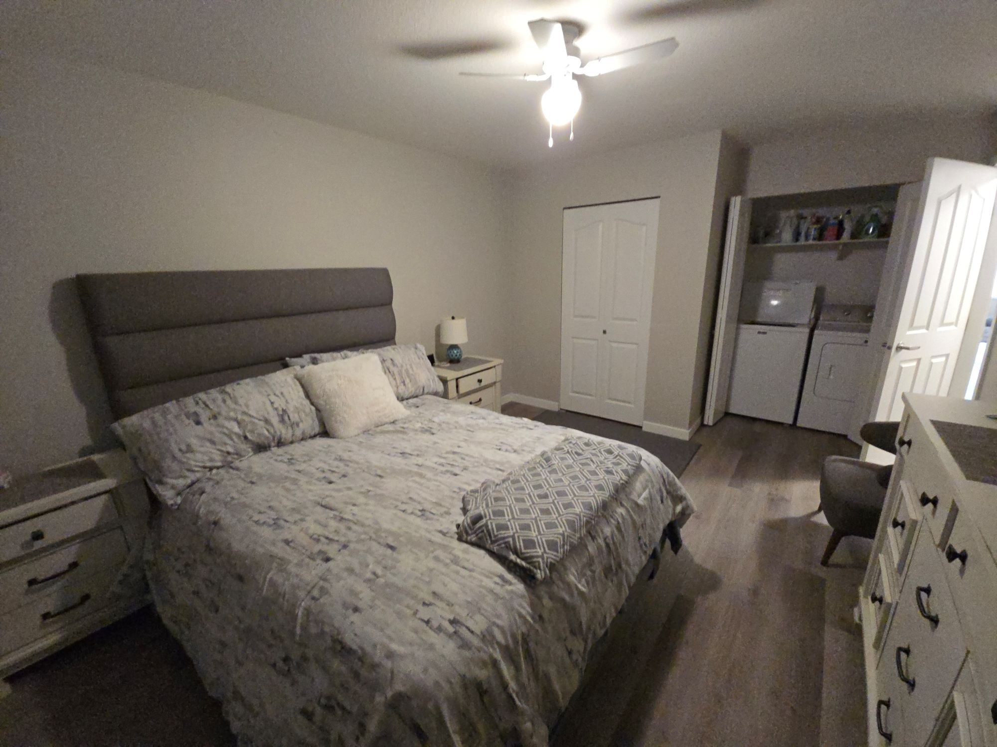 2 Bedrooms Bedrooms, ,1 BathroomBathrooms,Single Family,For Rent,0,1185