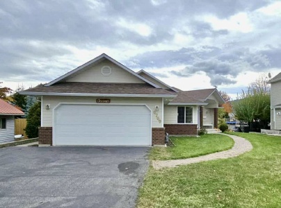 9709 Julia St, Summerland, 3 Bedrooms Bedrooms, ,2 BathroomsBathrooms,Single Family,For Rent,9709 Julia St,0,1194