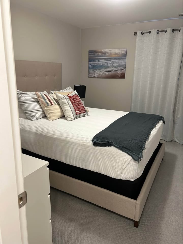 2 Bedrooms Bedrooms, ,2 BathroomsBathrooms,Apartment,For Rent,0,1159