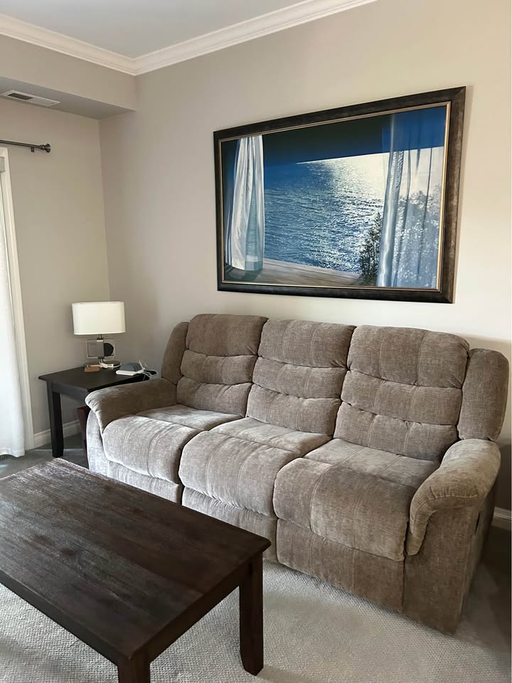 2 Bedrooms Bedrooms, ,2 BathroomsBathrooms,Apartment,For Rent,0,1159