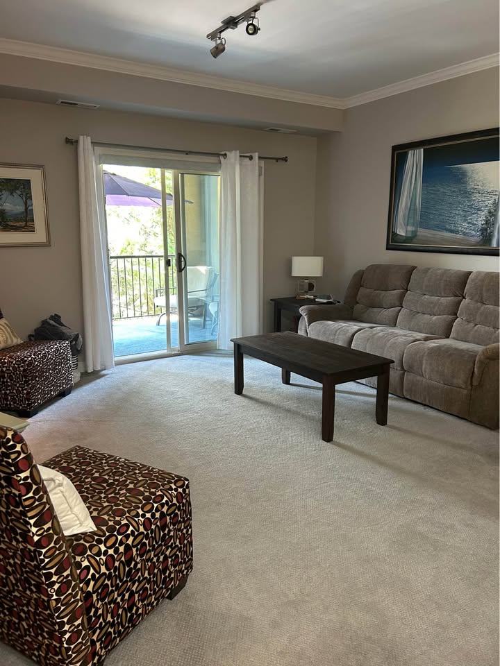 2 Bedrooms Bedrooms, ,2 BathroomsBathrooms,Apartment,For Rent,0,1159