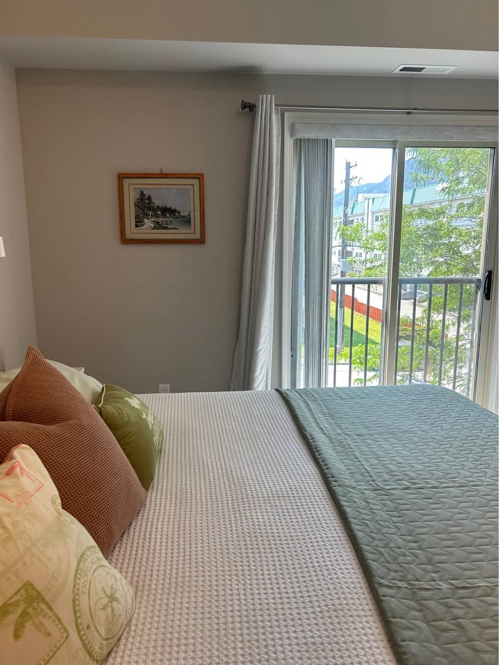 2 Bedrooms Bedrooms, ,2 BathroomsBathrooms,Apartment,For Rent,0,1159