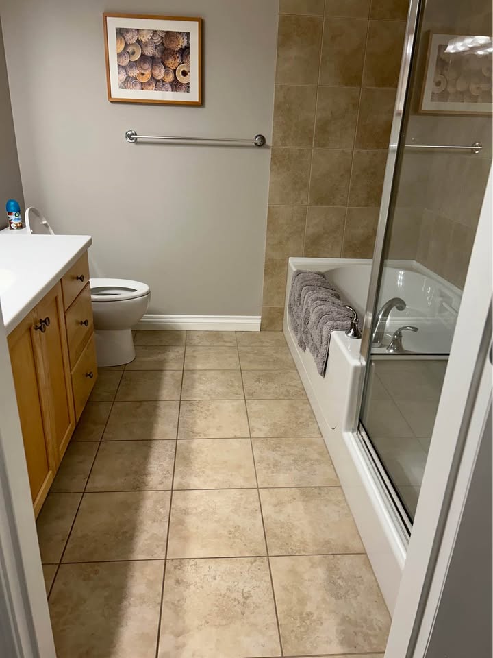2 Bedrooms Bedrooms, ,2 BathroomsBathrooms,Apartment,For Rent,0,1159